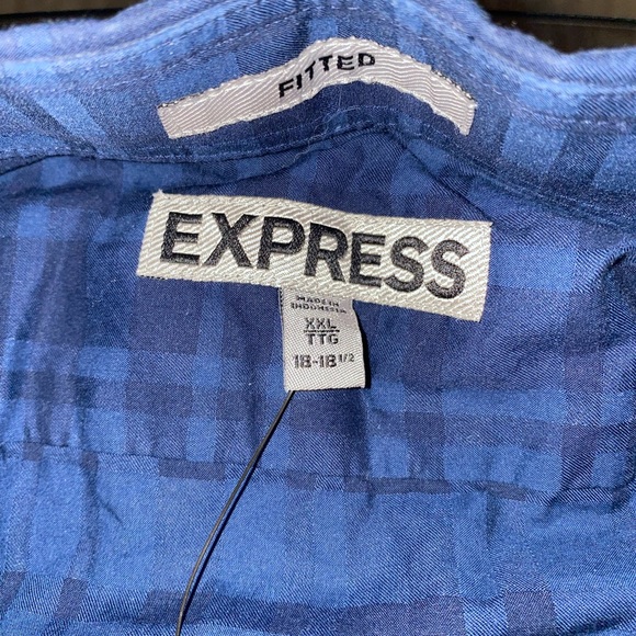 Express button down - Picture 2 of 2